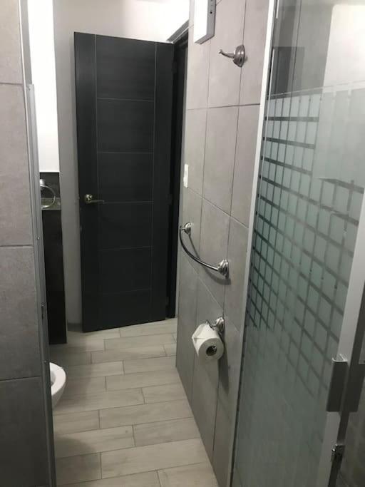 Lui Confortable Moderna Con Bano Privado Mexico-stad